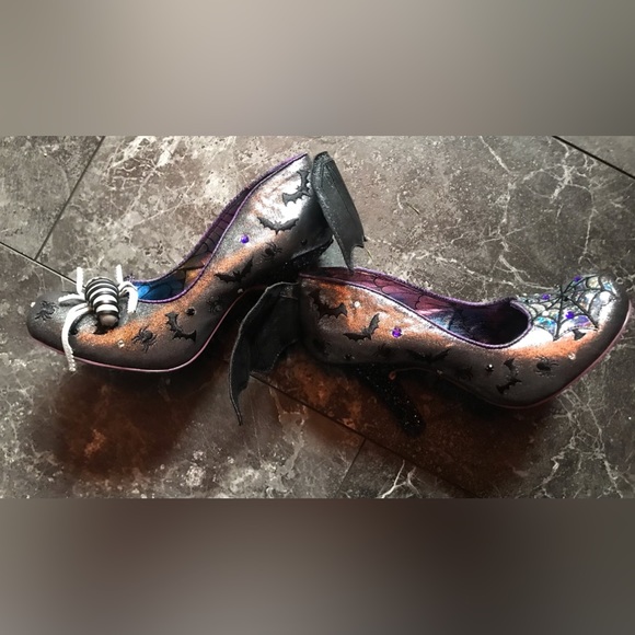 NEW RARE IrregularChoice Batty heels Size 9 in box - Picture 12 of 17